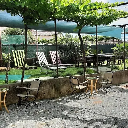Muzica Bed & Breakfast Komen