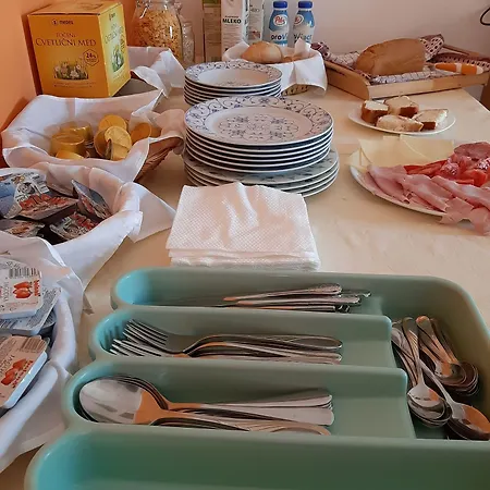Bed & Breakfast Muzica 2*