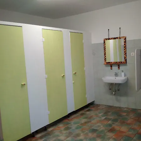 Muzica Bed & Breakfast 2*